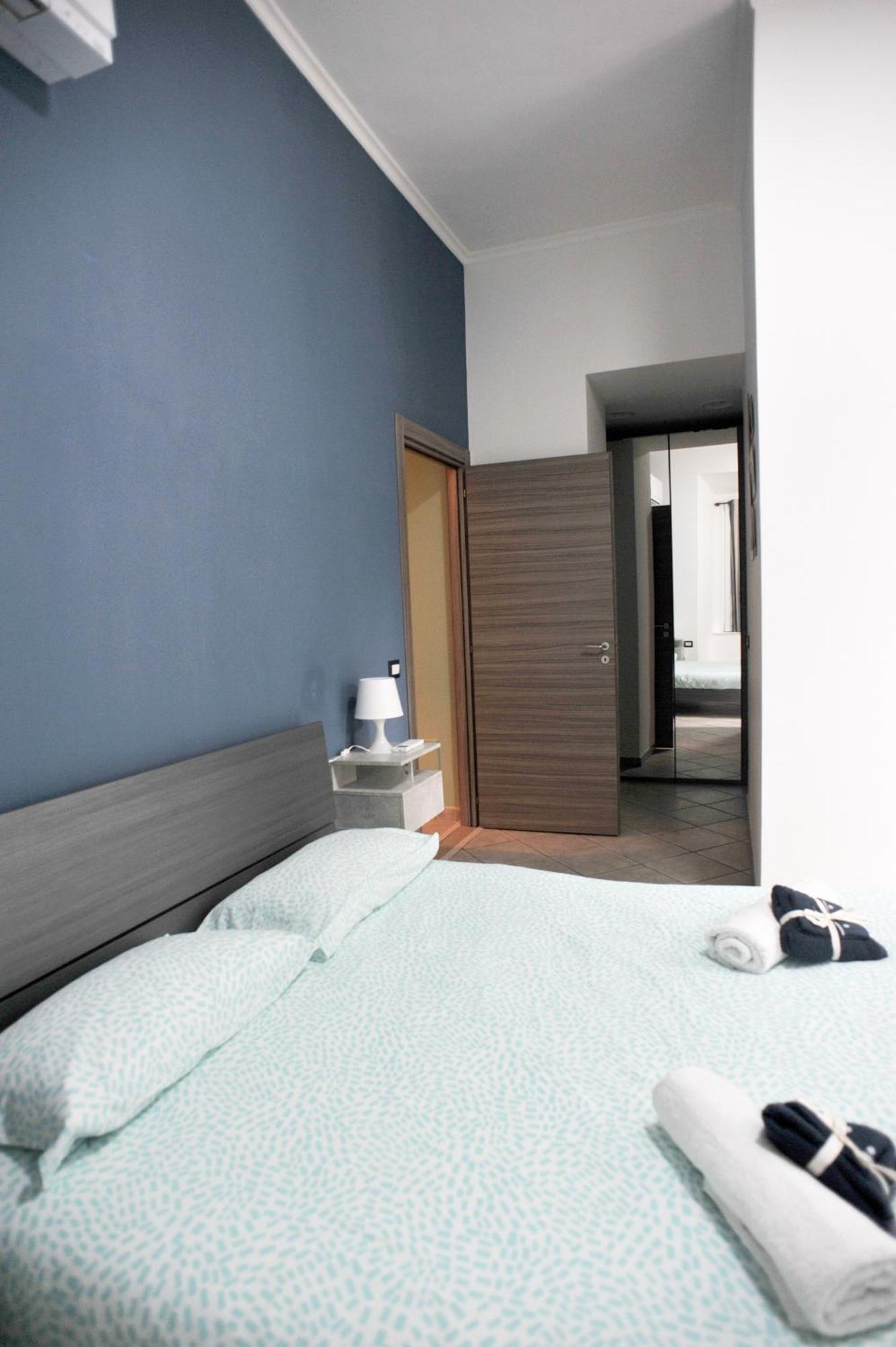 In Center Apartaments Salerno Eksteriør bilde
